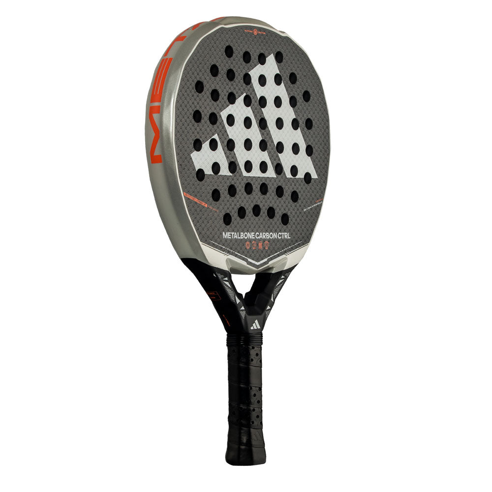 Adidas – Metalbone Carbon Ctrl 2026