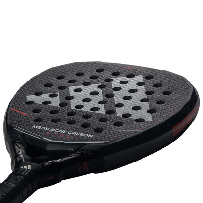 Adidas – Metalbone Carbon 2026